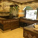 Trianon Royal Hotel